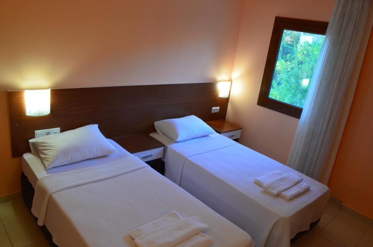 Farmside Otel Φετιγιέ Εξωτερικό φωτογραφία